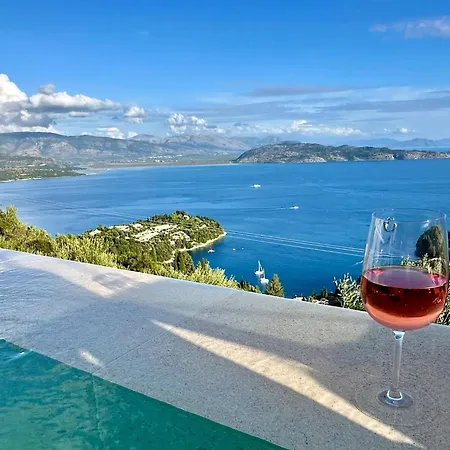 Praechtige Villa In Spektakulaerer Lage Holiday home Corfu (city)